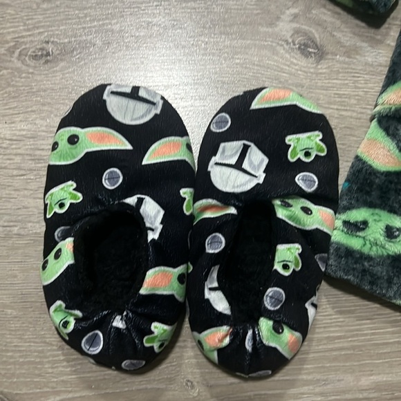 Star Wars Yoda Disney Robes and Slippers 3T Boys - Picture 3 of 4